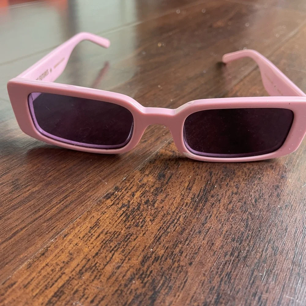 Hot Futures baby pink